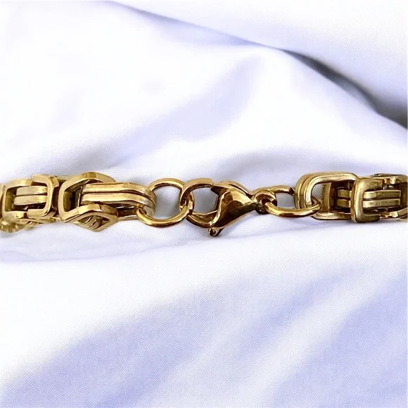Byzantine Stainless Steel Gold Plated 9 inches long and 7mm width bracelet -Gold - Picture 5 of 8